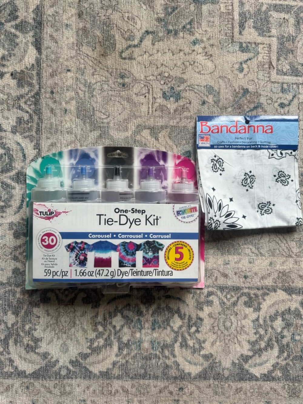 Tulip One-Step Tie-Dye Kit with White Bandanna